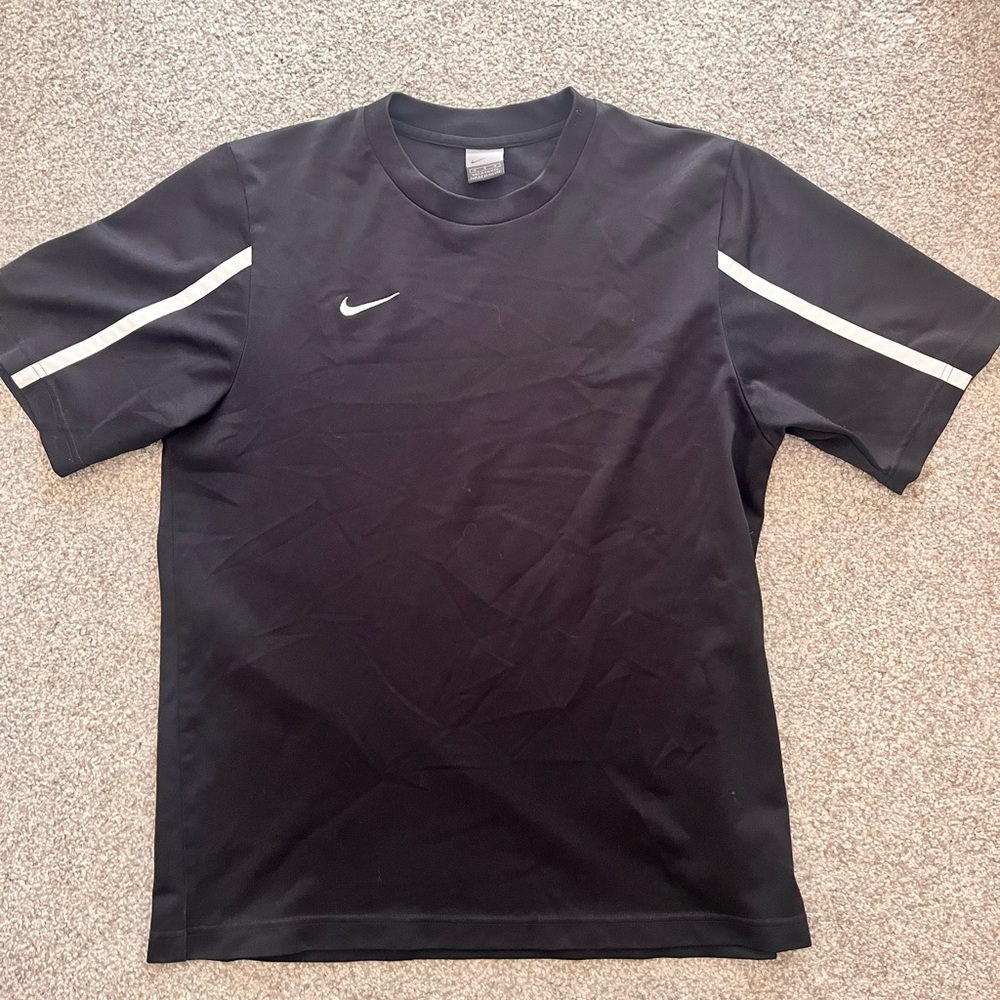 NIKE Men’s Black Polyester T-shirt